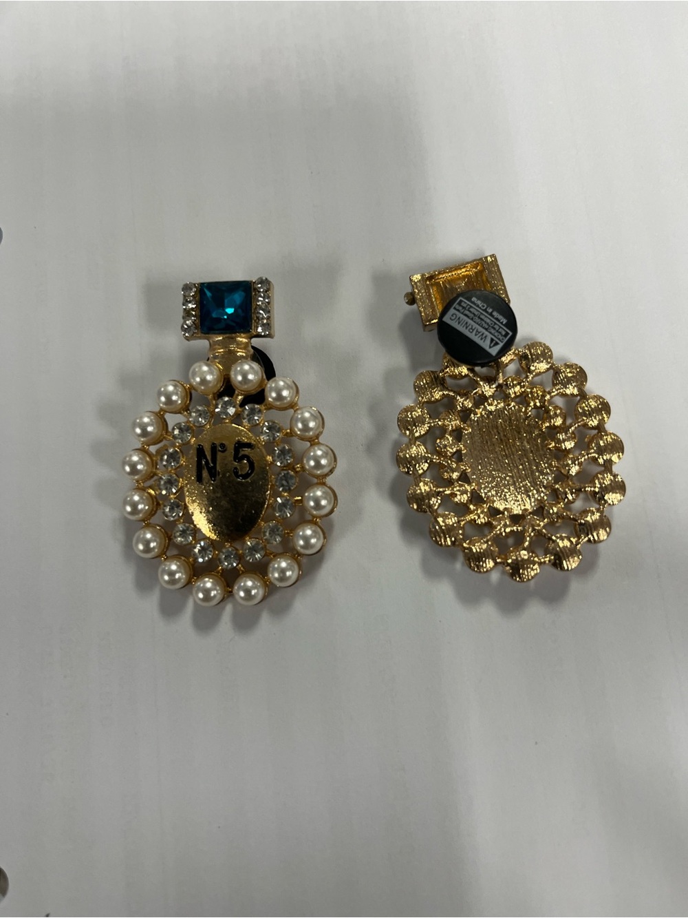 Gold Pearl N°5 Croc Charm